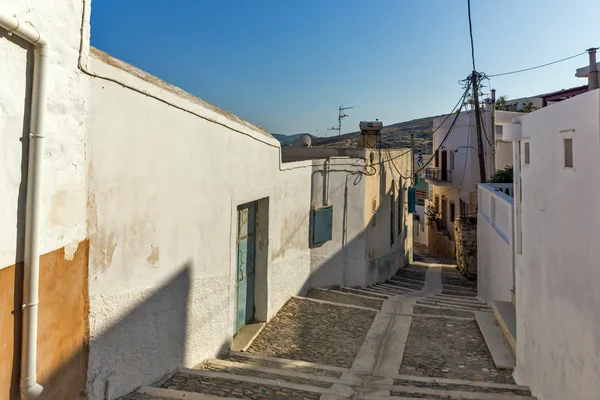 Brant gata i gamla stan i Ermopoli, Syros, Grekland — Stockfoto