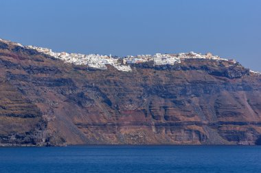 Panoramic şaşırtıcı görünümü Sanorini Körfezi Island, Thira, Yunanistan