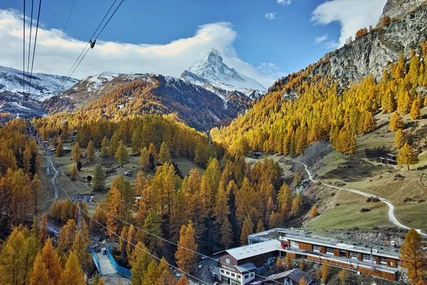Podzimní panorama hory Matterhorn, Kanton Valais — Stock fotografie