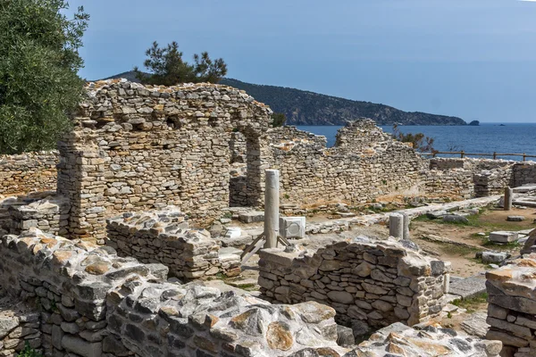 Pozůstatky starověké církve v archeologické lokalitě Aliki, ostrov Thassos, Řecko — Stock fotografie