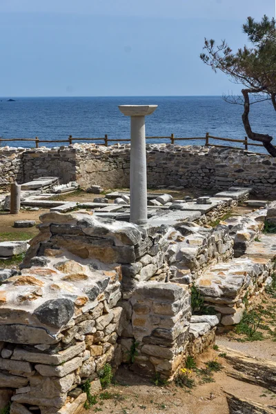 Arkeolojik Aliki, Thassos Island, Yunanistan, antik kilise kalıntıları sütununda