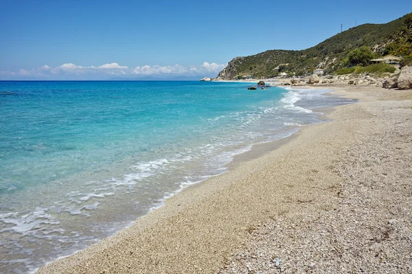 Stones over the sand of Katisma Beach, Lefkada, Greece — 스톡 사진