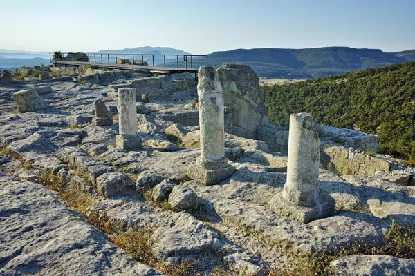 Antik Trakya şehir olan Perperikon, Kırcaali bölgesi kalıntıları — Stok fotoğraf