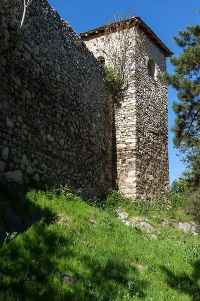 Věž a vnější pohled Pirot pevnosti — Stock fotografie