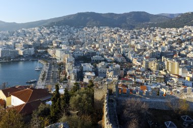 Panoramik şehir Kavala, Yunanistan'ın bağlantı noktasına