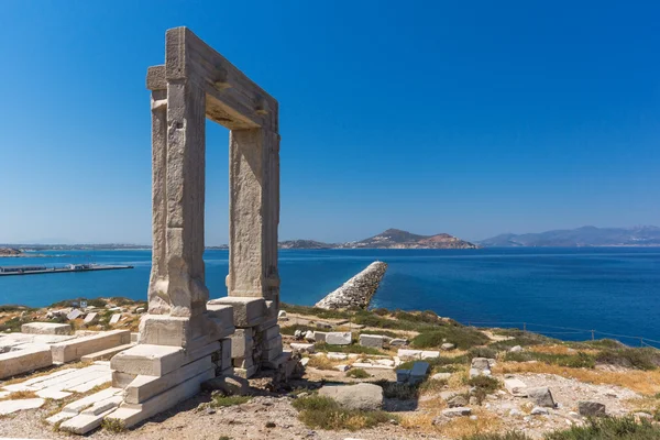 Landscape of Portara, Apollo Temple Entrance, Naxos Island, Greece — Stock Photo, Image