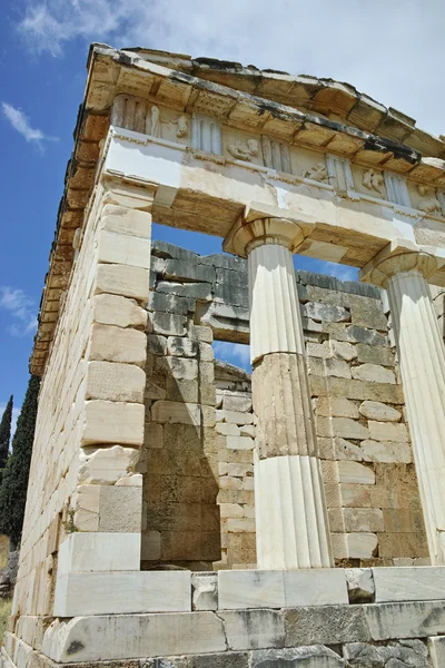 Ο ναός του Απόλλωνα στην αρχαία ελληνική αρχαιολογικός χώρος των Δελφών, — Φωτογραφία Αρχείου