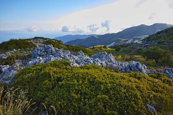 Increíble paisaje de montaña de Lefkada, Islas Jónicas — Foto de Stock