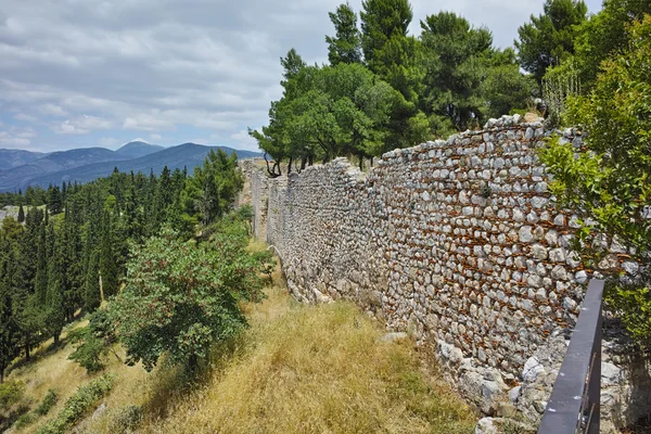 Стена замка Ламия — стоковое фото