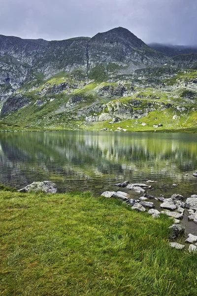 Panorama del lago gemello, I sette laghi di Rila — Foto Stock