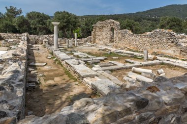 Arkeolojik Aliki, Thassos Island, Yunanistan, antik kilise kalıntıları sütununda