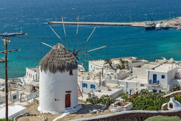 Vista panorámica del mar Egeo y la isla de Mykonos, Grecia — Foto de Stock