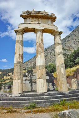 Athena Pronaia Sanctuary Delphi antik Yunan sit alanı içinde