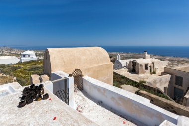 Panoramik görünüm için Kale, Pyrgos Kallistis, Santorini Adası, Thira, Yunanistan