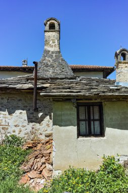 Temski Manastırı St George, Sırbistan eski binada