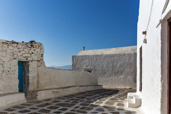 Små vita ortodoxa kyrkan i Mykonos, Kykladerna — Stockfoto