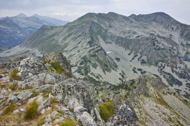 Şaşırtıcı görünümünden Dzhangal tepe, Pirin Dağı Polezhan tepeye kadar