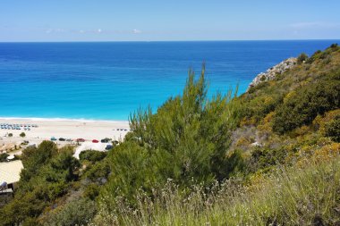 Katisma Beach, Lefkada, oniki adalar manzarasına