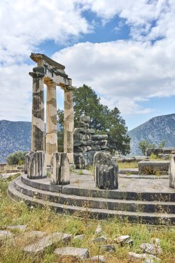 Athena Pronaia Sanctuary Delphi antik Yunan sit alanı içinde