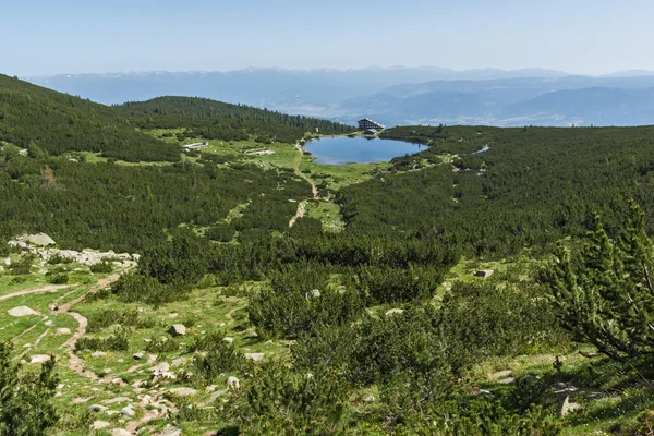 Panorama incrível em torno do lago Bezbog, Pirin Mountain — Fotografia de Stock