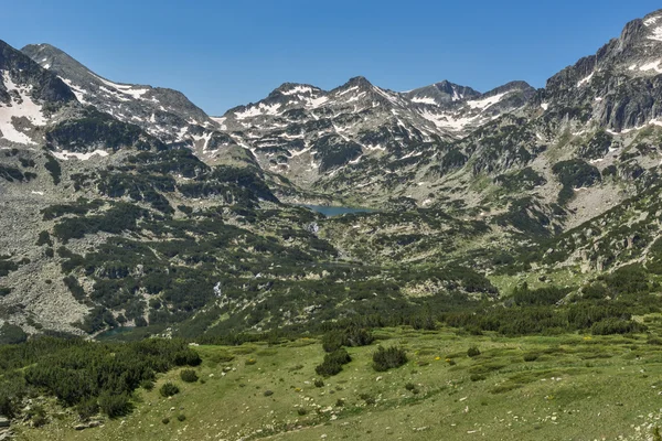 Amazing Landscape sekitar danau Popovo, Pirin Mountain — Stok Foto