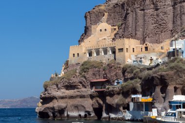 Fira Limanı, Santorini adası, Thira, Kiklad Limanı'nın panoramik manzarası