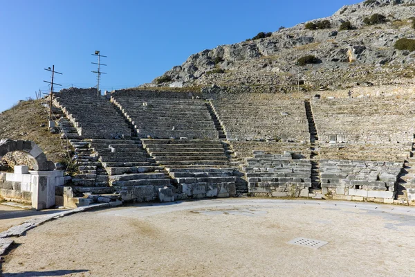 Ruïnes van het oude Theater in het archeologische gebied van Philippi, Griekenland — Stockfoto