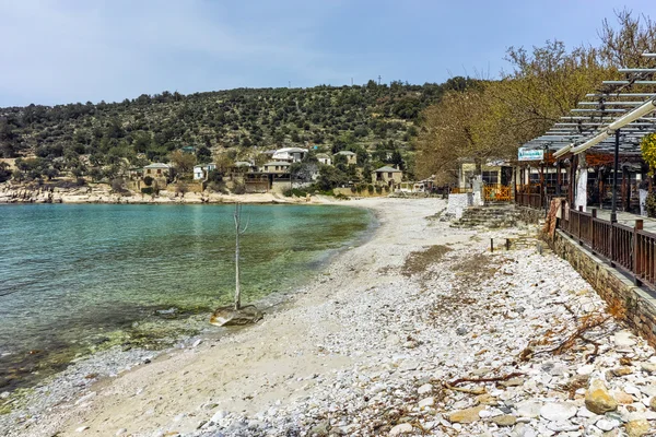 Panorama op het dorp en strand van Aliki, Thassos island, Oost-Macedonië en Thracië — Stockfoto