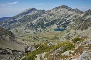 Kamenitsa ve Yalovarnika tepeler - görüntülemek Dzhano ayında en yüksek, Pirin Dağı