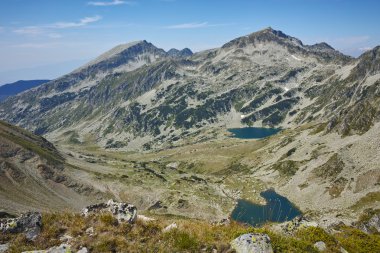 Kamenitsa ve Yalovarnika tepeler - görüntülemek Dzhano ayında en yüksek, Pirin Dağı