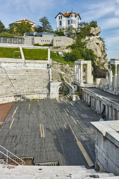 Fantastische panorama van oude Romeinse theater in Plovdiv, — Stockfoto