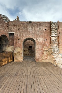 Roma Odeon, Patras, Peloponnese içinde amfitiyatro giriş
