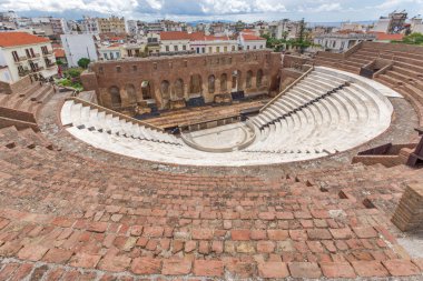Panoramik Roma Odeon, Patras, Peloponnese içinde amfitiyatro