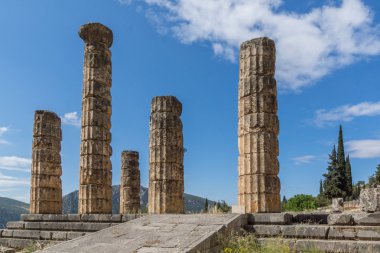 Antik Yunan arkeolojik Delphi Apollon Tapınağı