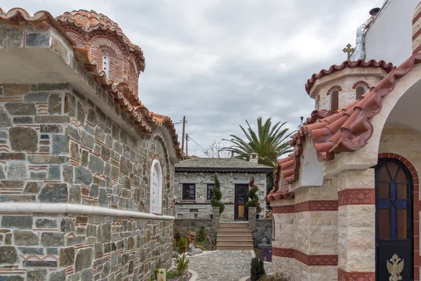 Pequenas igrejas em Ouranopoli, Athos, Chalkidiki, Macedônia Central — Fotografia de Stock