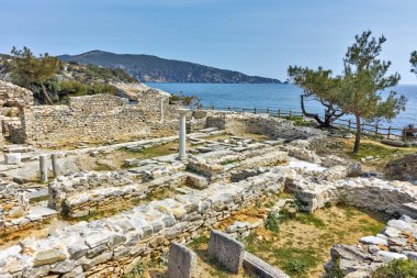 Aliki, Thassos Adası, Sit alanı içinde antik kilise kalıntıları sütunlarda Doğu Makedonya ve Trakya