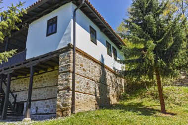 Ortaçağ Temski Manastırı St George, Pirot bölge oluşturma