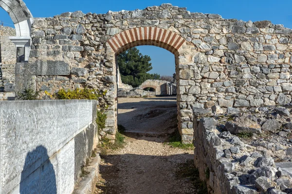Ruins of Entrance of Ancient amphitheater in the archeological area of Philippi, Eastern Macedonia and Thrace — Stock Photo, Image