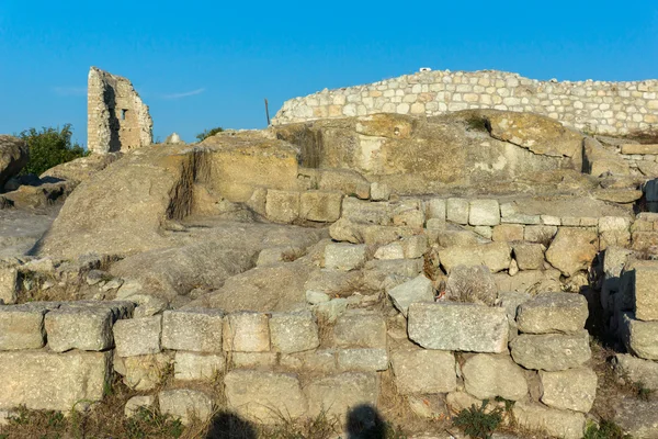 クルジャリ州地域ペルペリコンの古代トラキア人の都市のタワーします。 — ストック写真