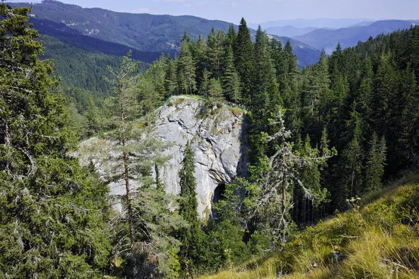 Чудовий мостів і дивовижна Панорама Rhodopes гору, Пловдив регіону — стокове фото