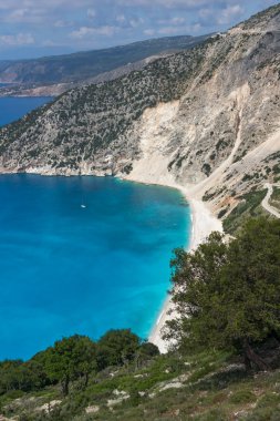 Panoramik manzaralı güzel Myrtos beach, Kefalonia, Ionian Islands