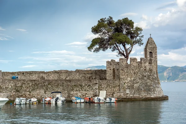 Fortificação no porto da cidade de Nafpaktos — Fotografia de Stock