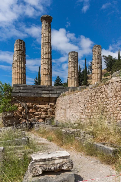 Antik Yunan arkeolojik Delphi Apollon Tapınağı — Stok fotoğraf