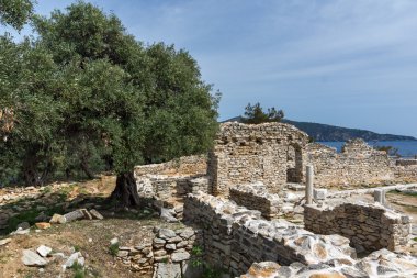 Aliki, Thassos Adası sit alanı içinde antik kilise kalıntıları Panorama