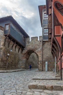 Gece fotoğraf eski kale ve eski houes giriş eski şehir Plovdiv kenti
