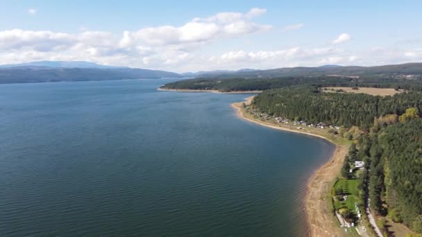 Flygfoto Över Iskar Reservoir Nära Staden Sofia Bulgarien — Stockvideo