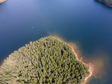 Bulgaristan 'ın Pazardzhik bölgesinin Golyam Beglik Baraj Havalimanı manzarası