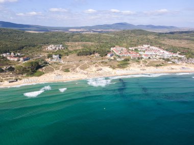 Bulgaristan 'ın Burgaz Bölgesi Sozopol yakınlarındaki Smokinya Plajı' nın hava manzarası