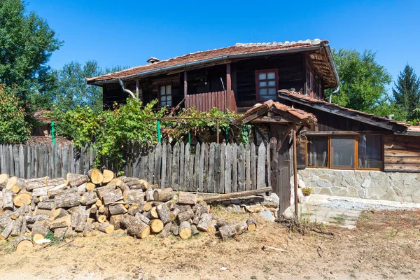 Maisons Anciennes Xixe Siècle Dans Village Historique Brashlyan Région Burgas — Photo