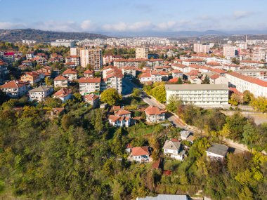 Bulgaristan 'ın Lovech kentinin inanılmaz hava manzarası